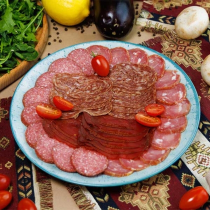 Мясная тарелка